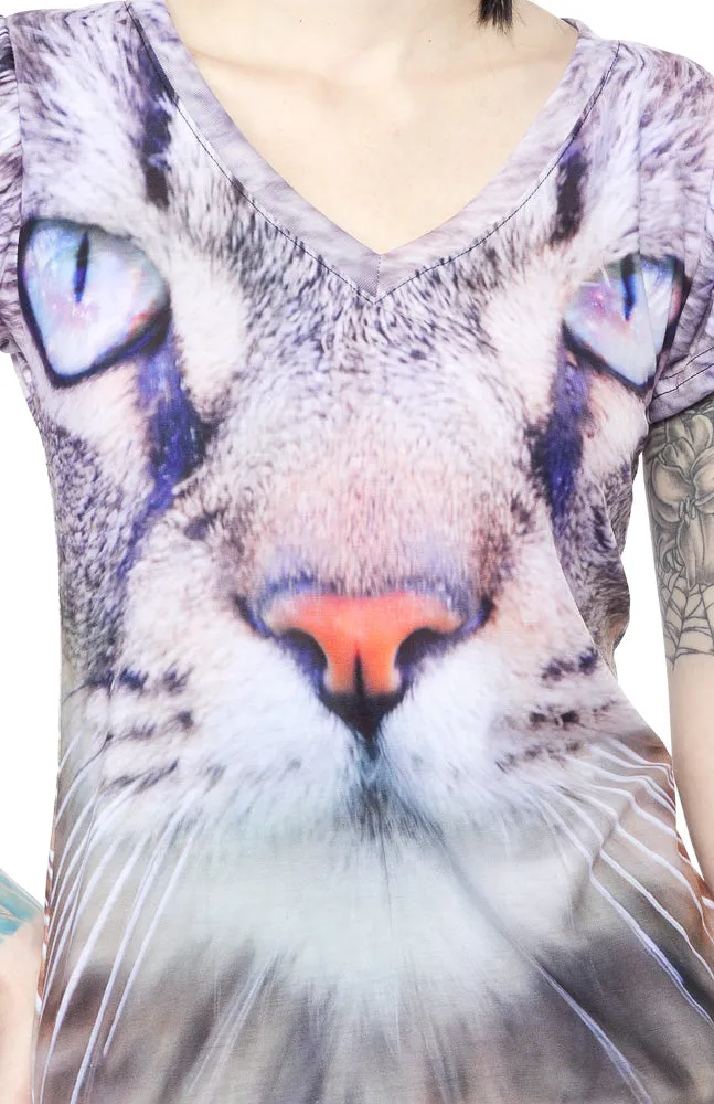 BELOVED CAT STARE V NECK TEE