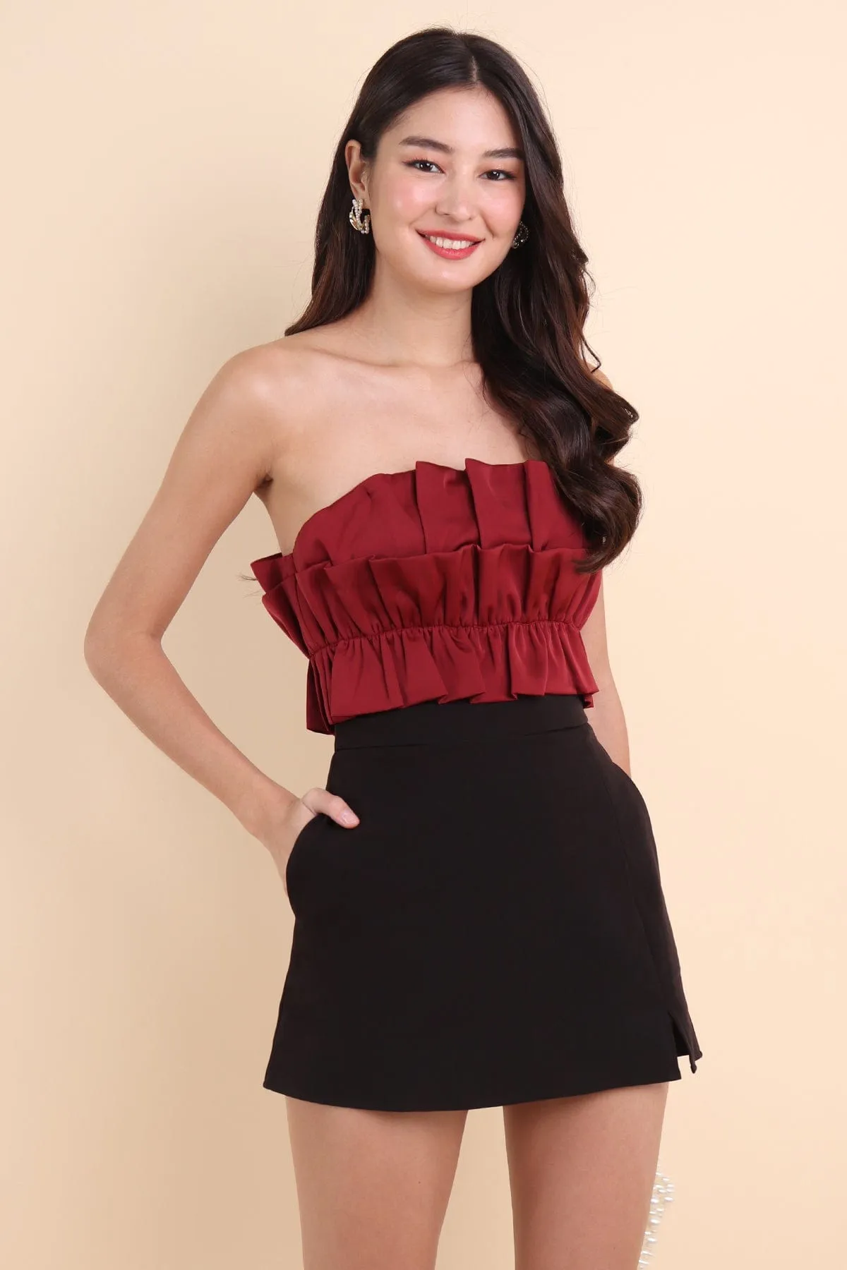 GENESIS RUFFLES TOP IN WINE